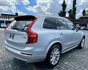 Volvo XC90 2017 Silver