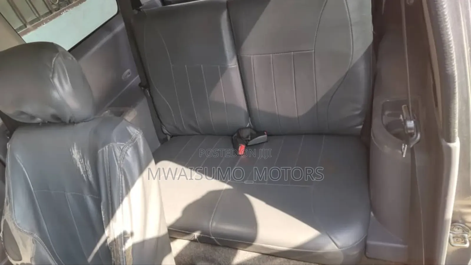 Mitsubishi Pajero 2000 Gray