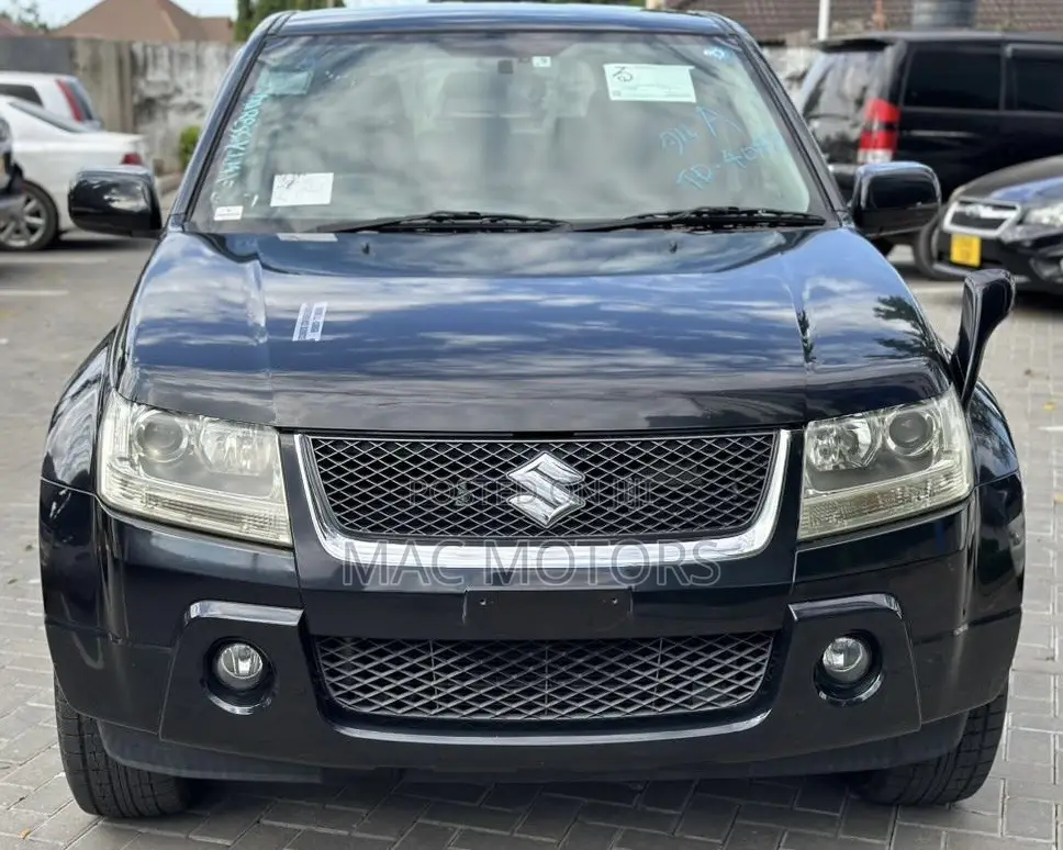 Suzuki Escudo 2006 Black