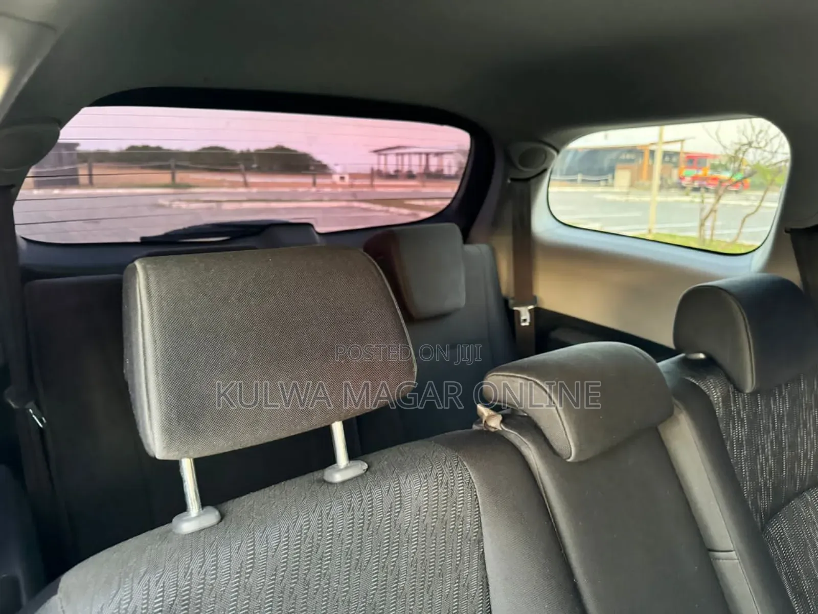 Toyota Wish 2010 Silver