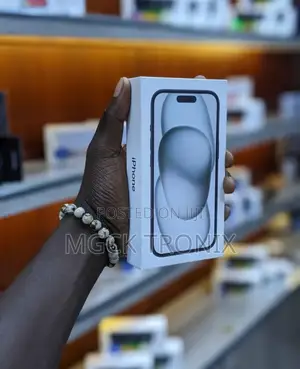New Apple iPhone 15 128 GB