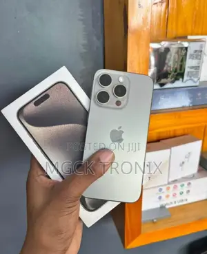 New Apple iPhone 15 Pro 128 GB