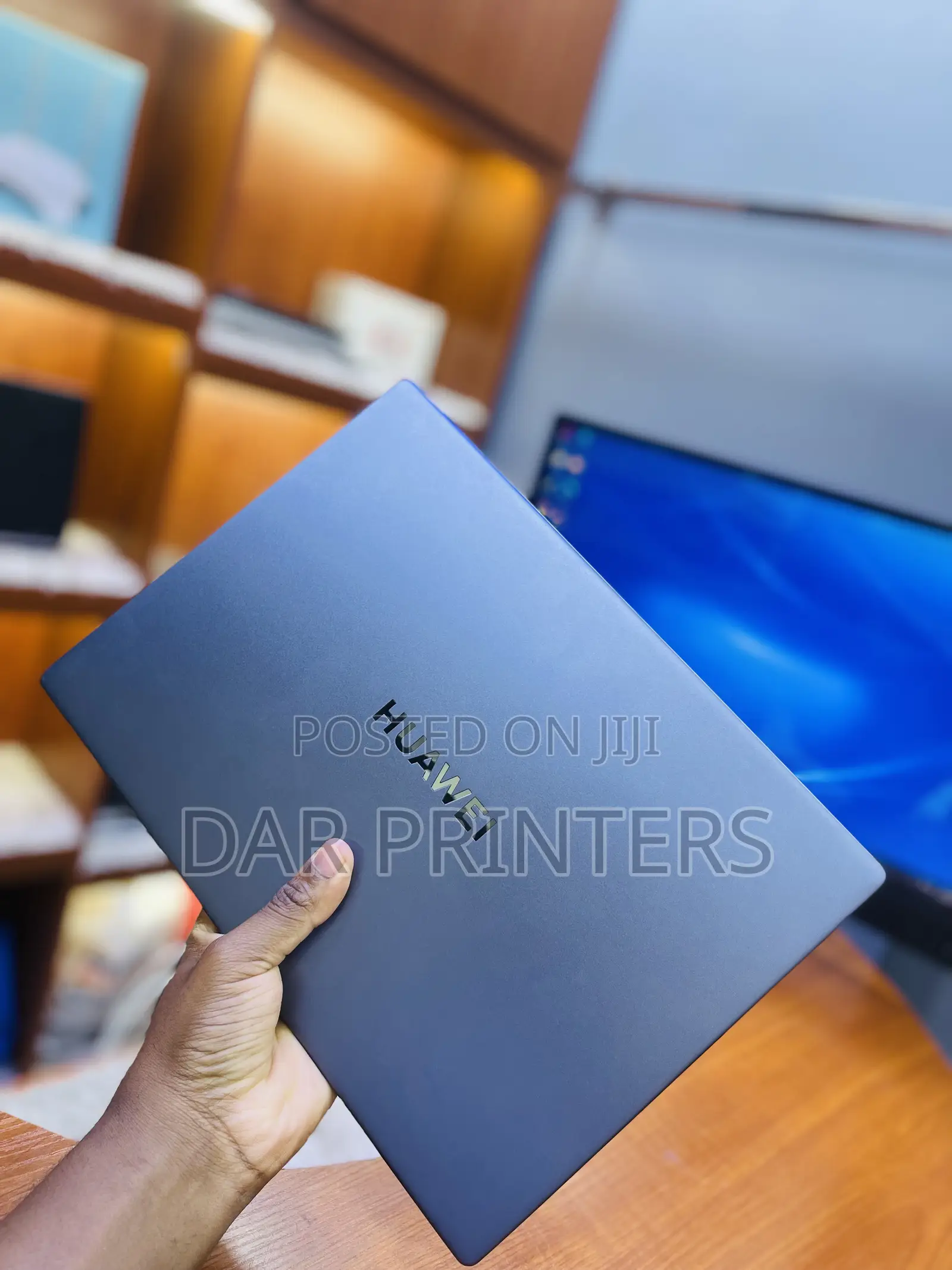 Laptop Huawei MateBook HZ-W19 16GB Intel Core I5 SSHD (Hybrid) 1T