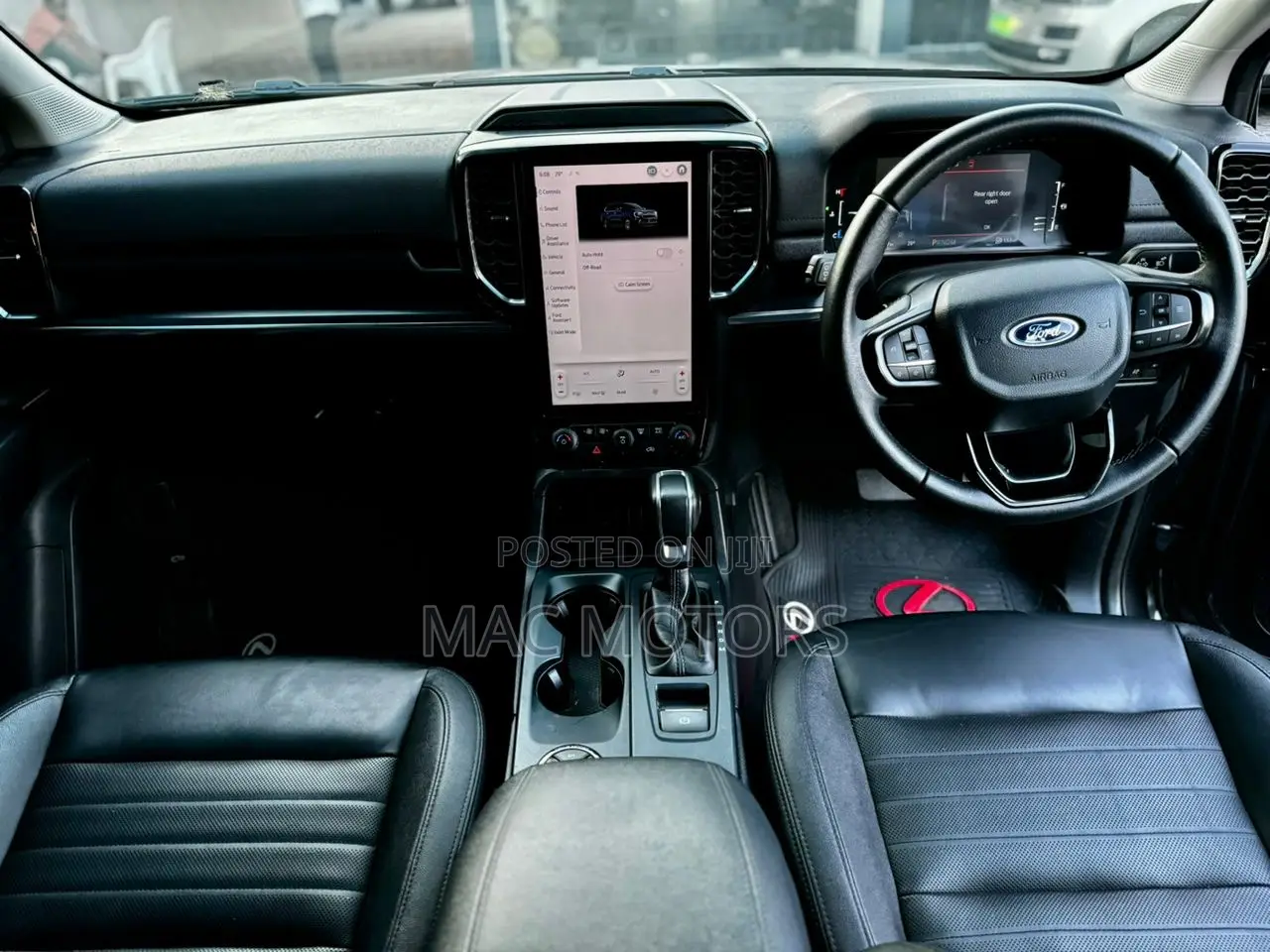 Ford Everest 2023 Gray