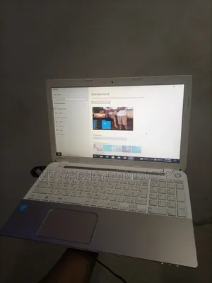 Laptop Toshiba C50 4GB Intel Core I3 HDD 320GB