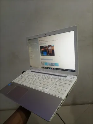 Laptop Toshiba C50 4GB Intel Core I3 HDD 320GB