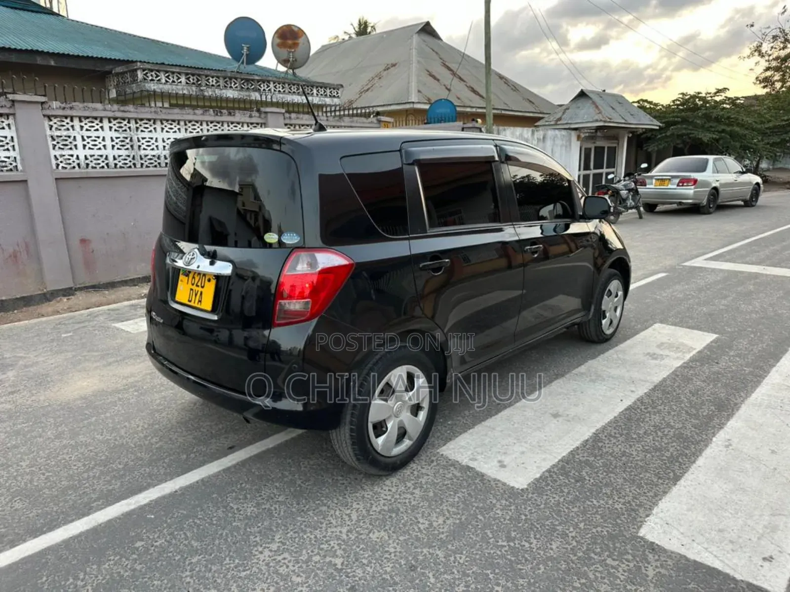 Toyota Ractis 2006 Black