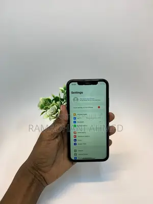 Apple iPhone XR 64 GB Black
