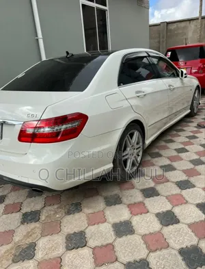 Mercedes-Benz E200 2013 White