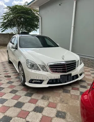 Mercedes-Benz E200 2013 White