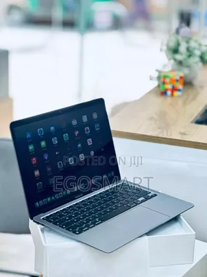 Laptop Apple MacBook Air 2020 8GB Apple M1 SSD 256GB