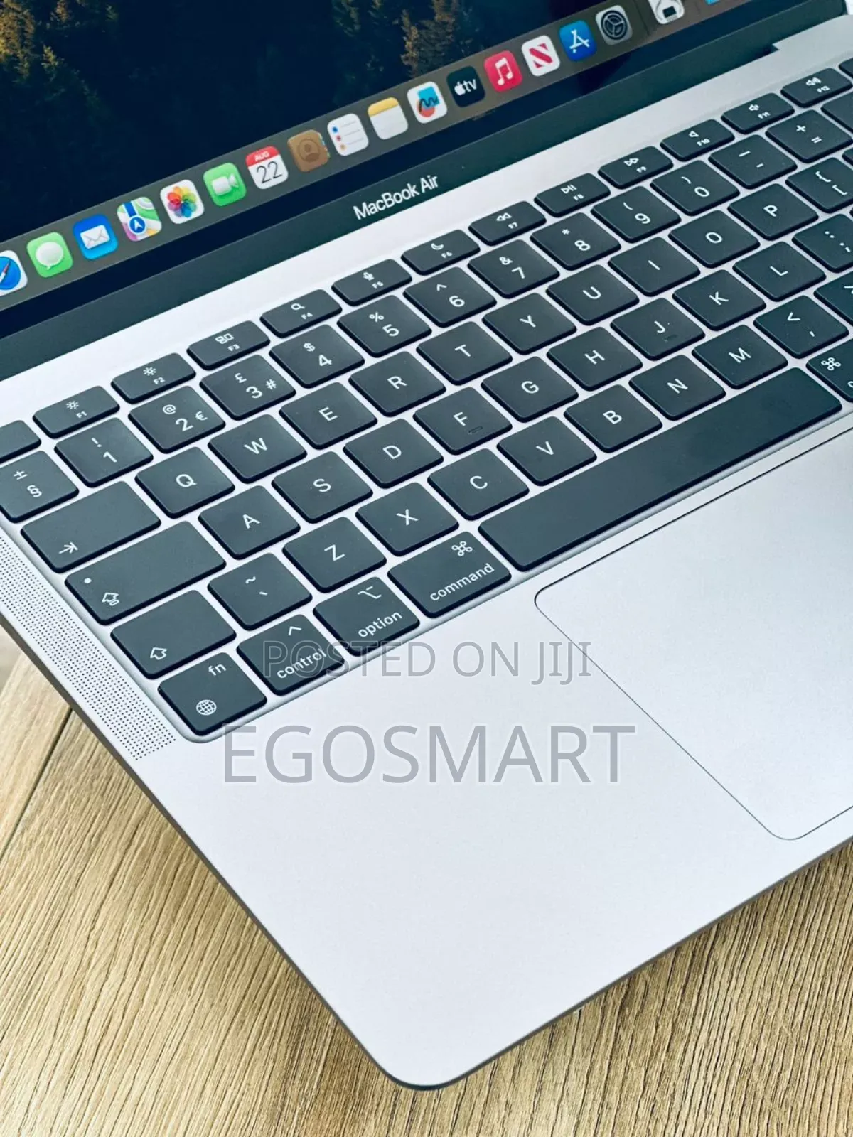 Laptop Apple MacBook Air 2020 8GB Apple M1 SSD 256GB