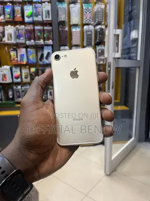 Apple iPhone 7 128 GB Gold