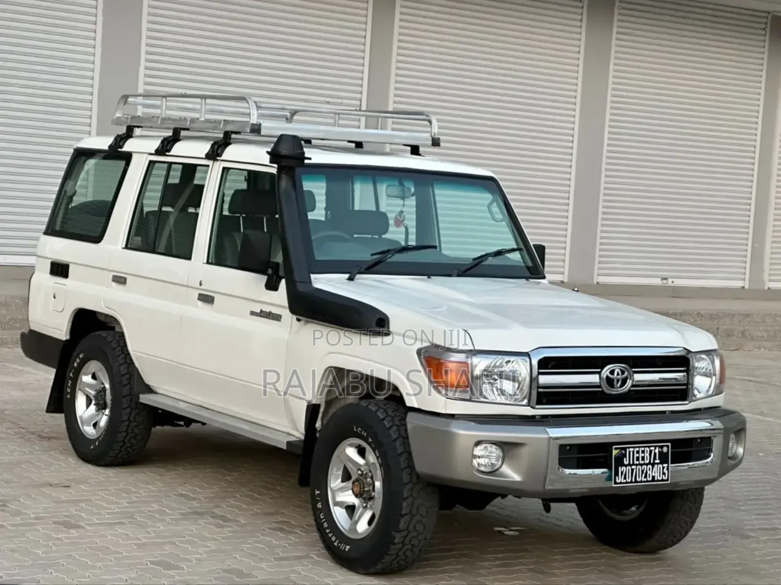 Toyota Land Cruiser 2015 White