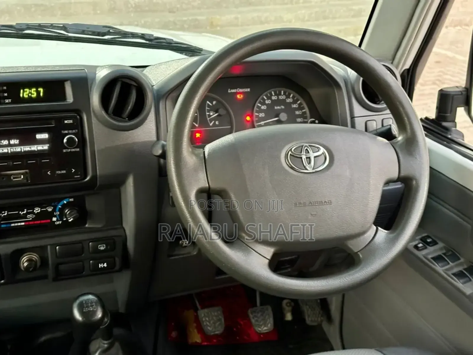 Toyota Land Cruiser 2015 White