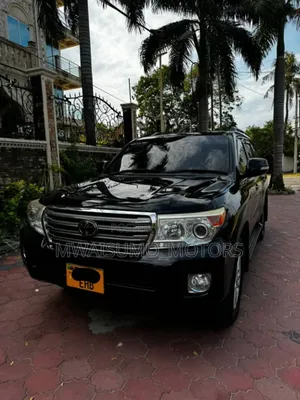 Toyota Land Cruiser 2014 Matt Black