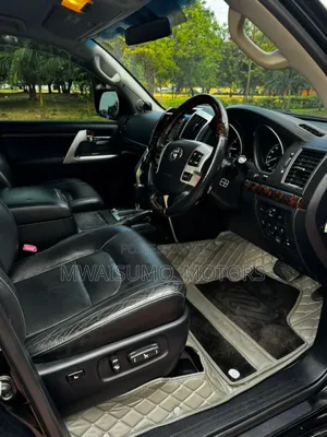 Toyota Land Cruiser 2014 Matt Black