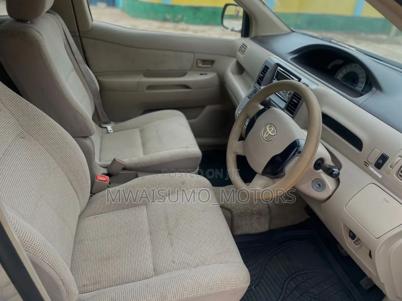 Toyota Raum 2004 Blue