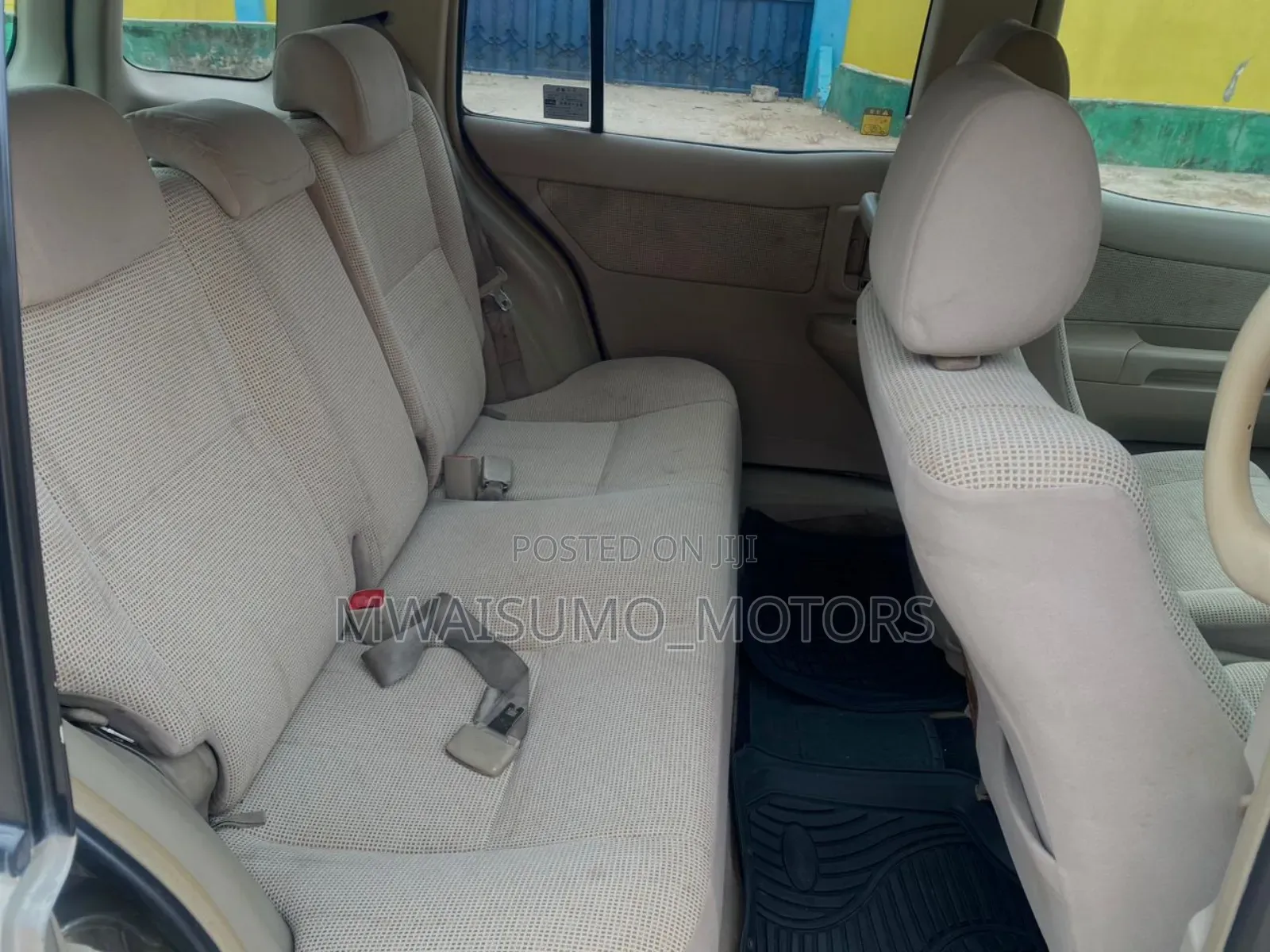 Toyota Raum 2003 Silver
