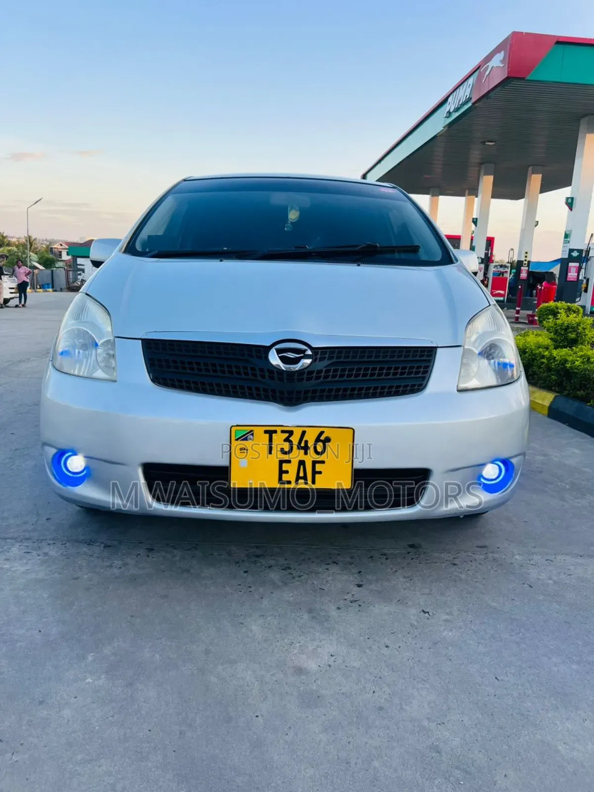 Toyota Corolla Spacio 2000 Silver