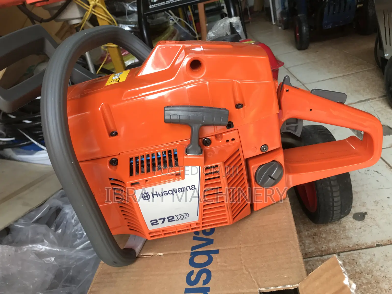 Husqvarna Chainsaw 272