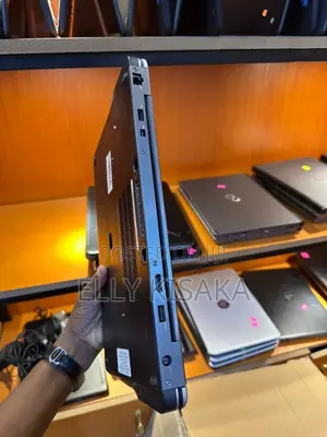 Laptop Dell Latitude 7440 4GB Intel Core I5 HDD 500GB