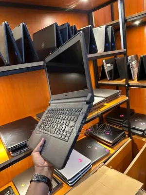 Laptop Dell Latitude 7440 4GB Intel Core I5 HDD 500GB