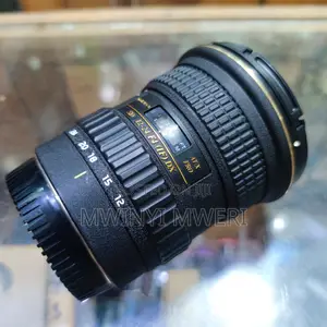 Tokina at-X Pro SD 12-24mm F4 (If) Dx
