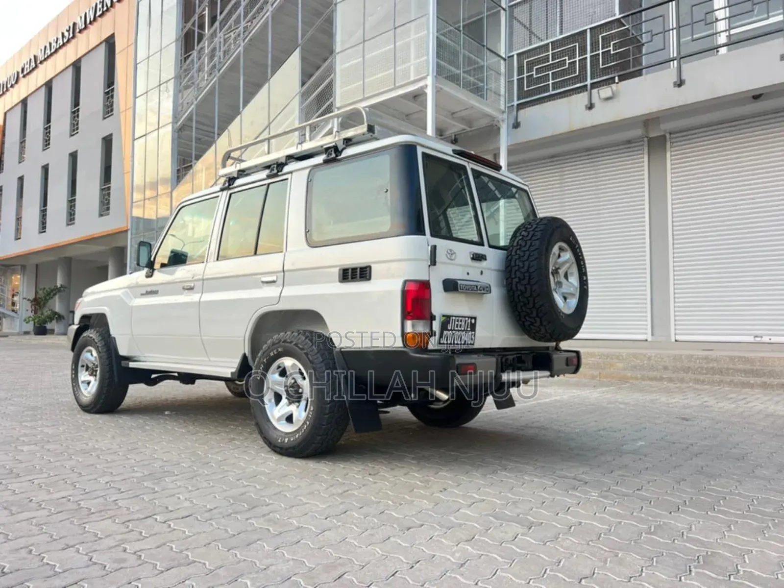 Toyota Land Cruiser 2015 White