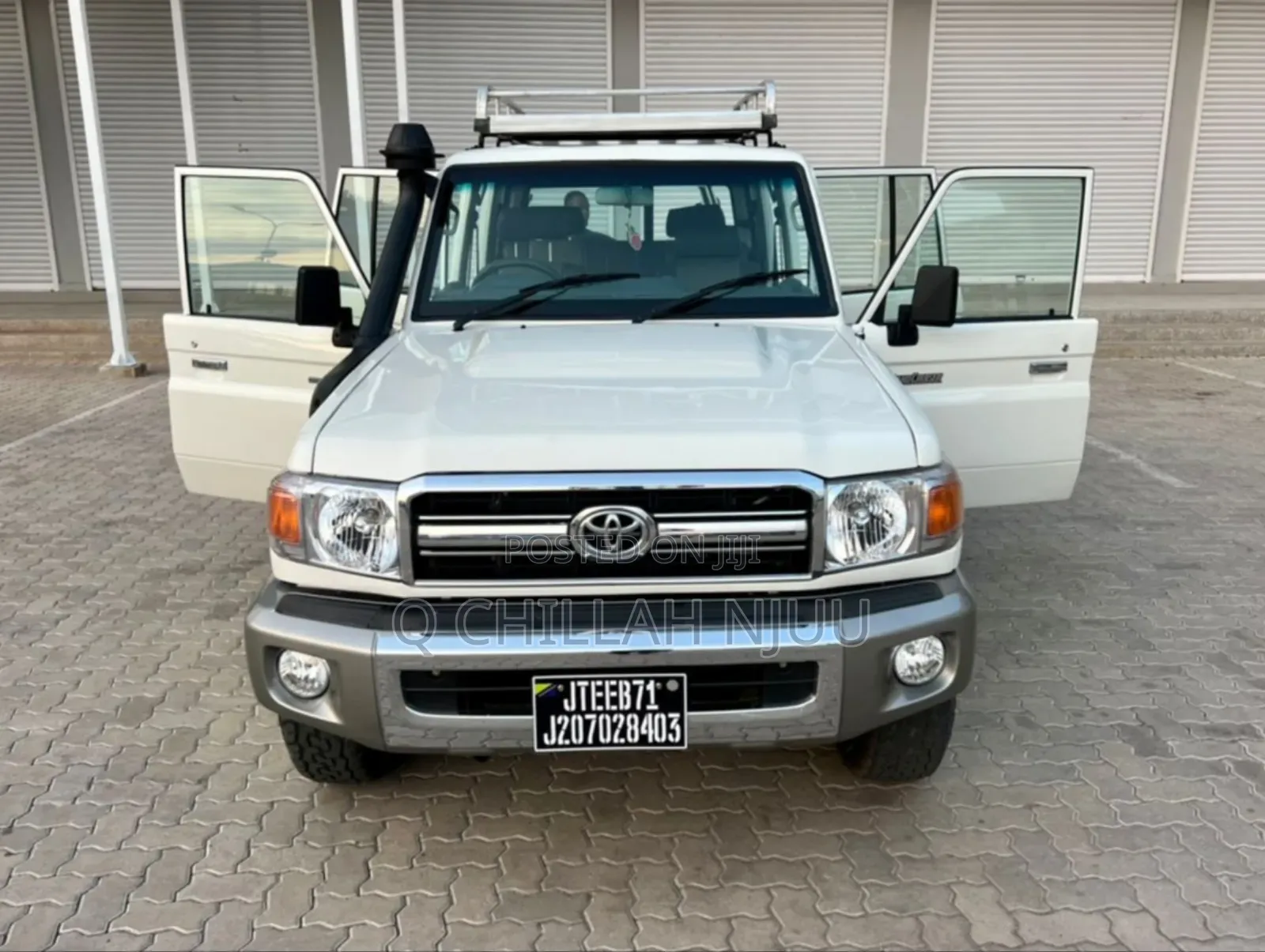 Toyota Land Cruiser 2015 White