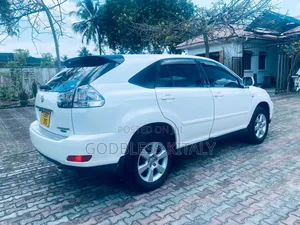 Toyota Harrier 2.4 2005 White