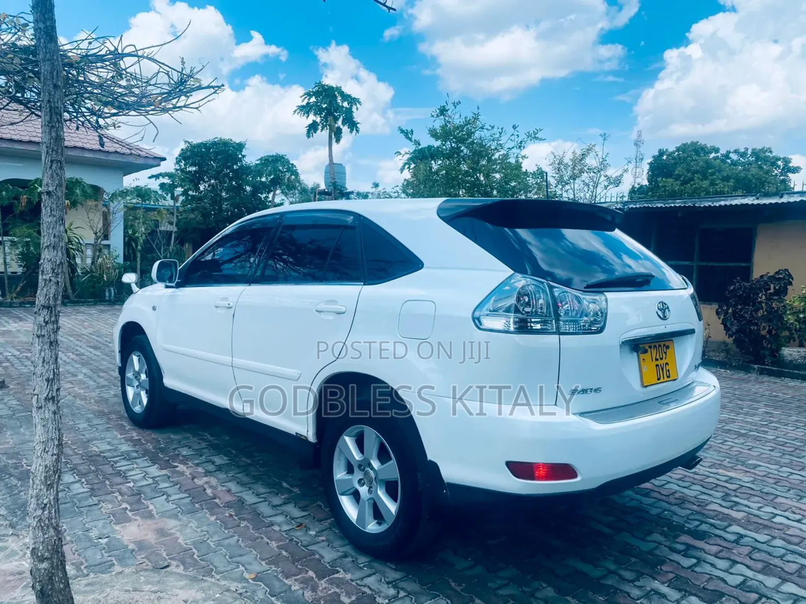 Toyota Harrier 2.4 2005 White