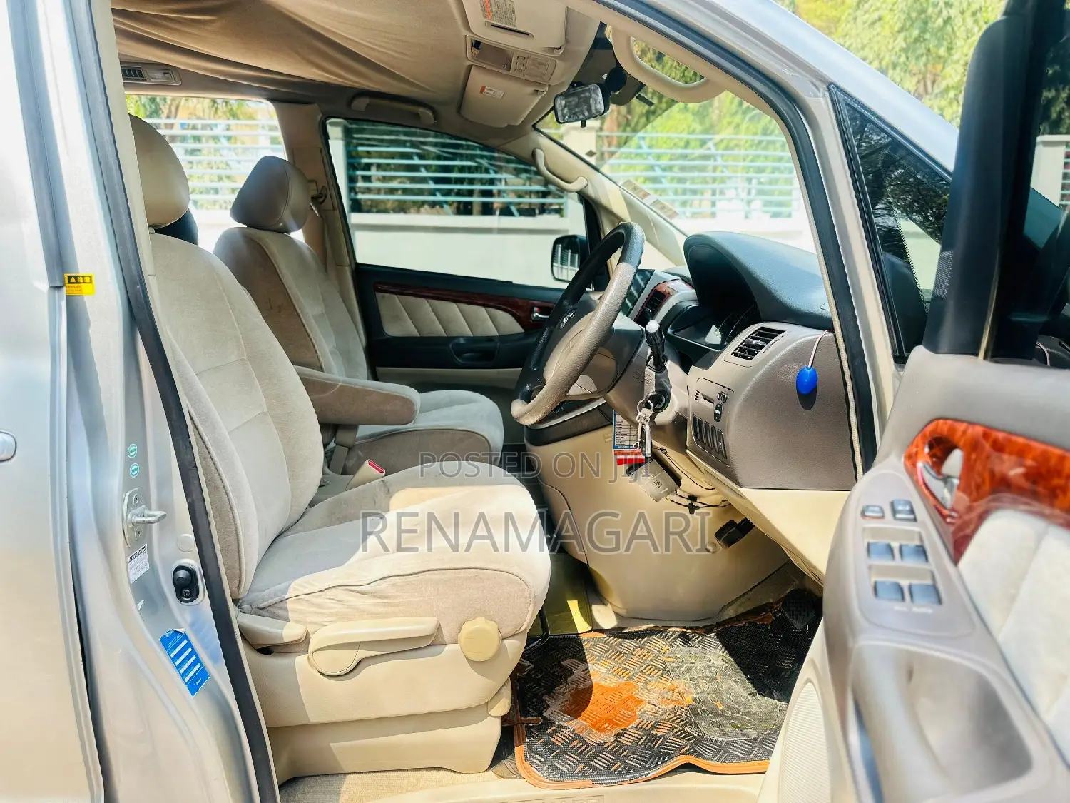 Toyota Alphard 2006 Silver