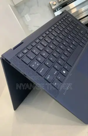 Laptop HP Dragonfly G1 16GB Intel Core I5 SSD 512GB