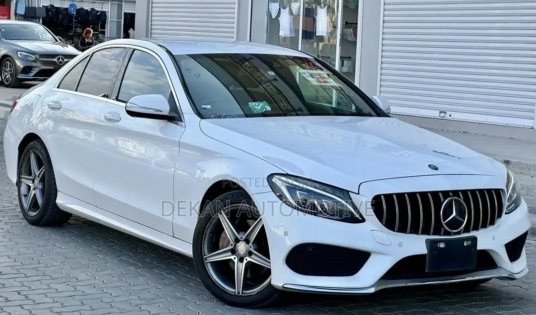 Mercedes-Benz C200 2014 White