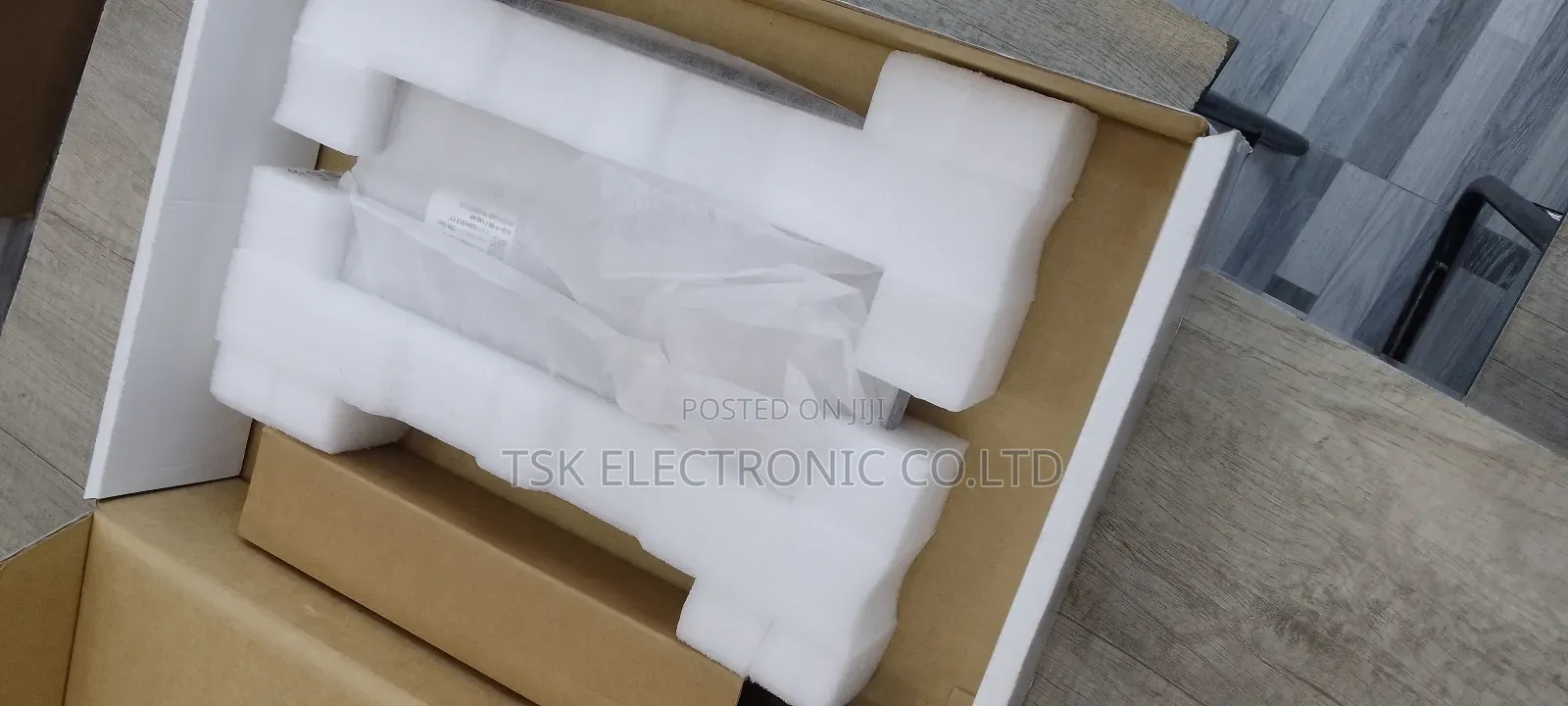 New Laptop HP EliteBook 640 G10 16GB Intel Core I7 SSD 512GB