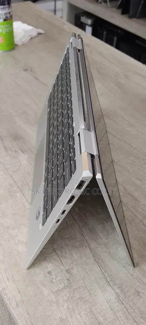 Laptop HP EliteBook 1030 16GB Intel Core I5 SSD 256GB