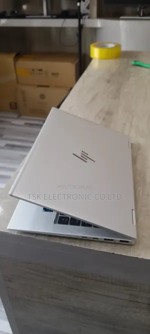 Laptop HP EliteBook 1030 16GB Intel Core I5 SSD 256GB