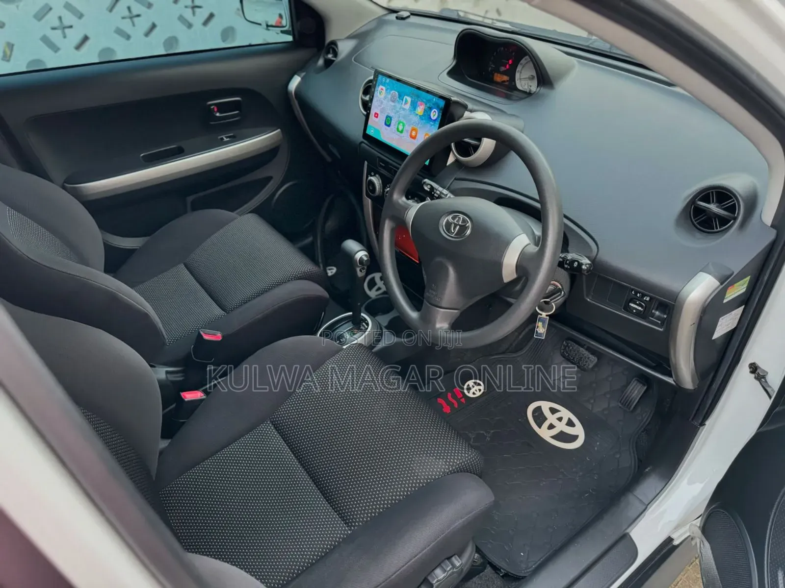 Toyota IST 2004 White