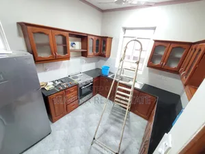 3bdrm Apartment in Kisutu for rent