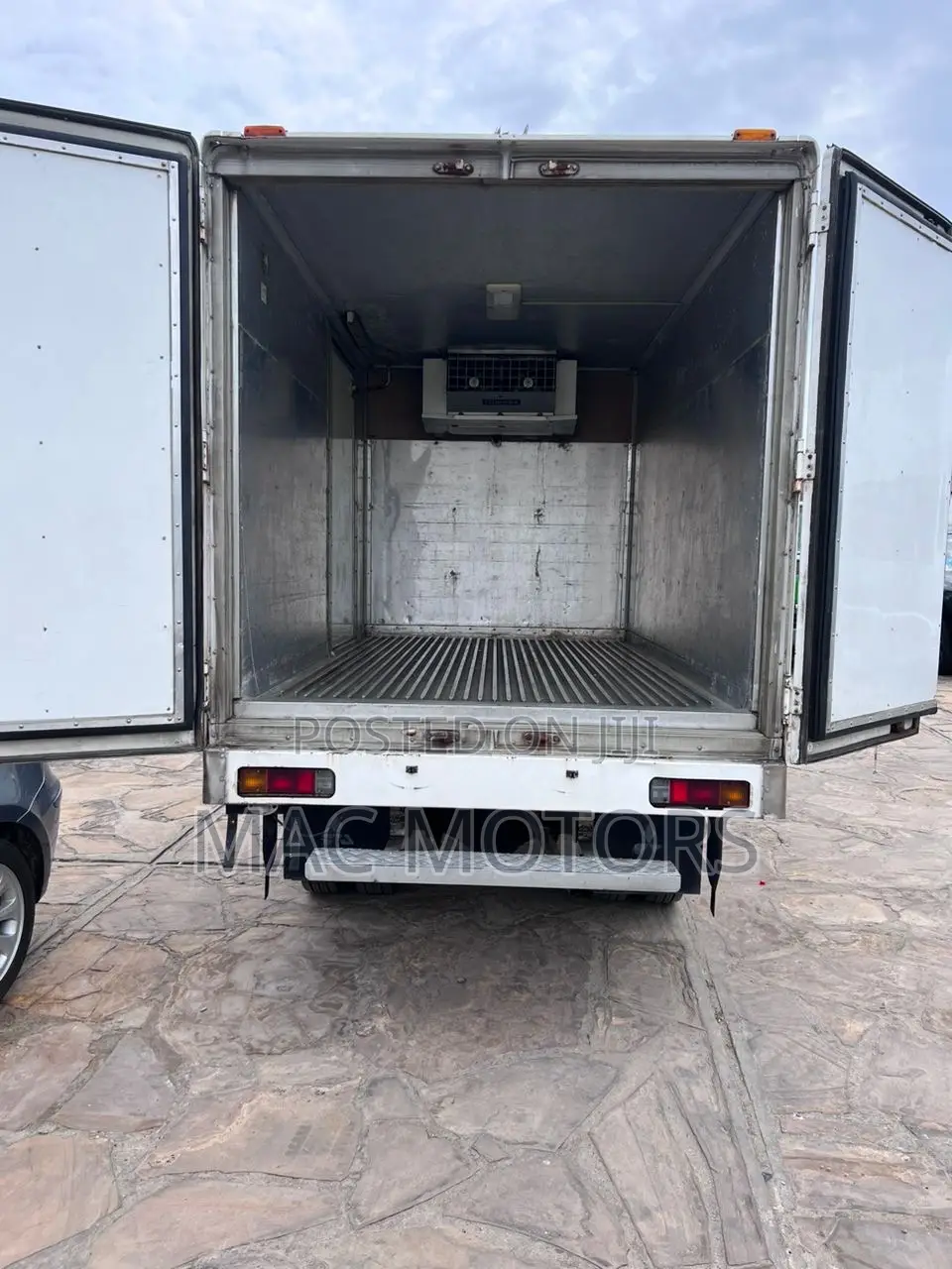 Canter Fridge