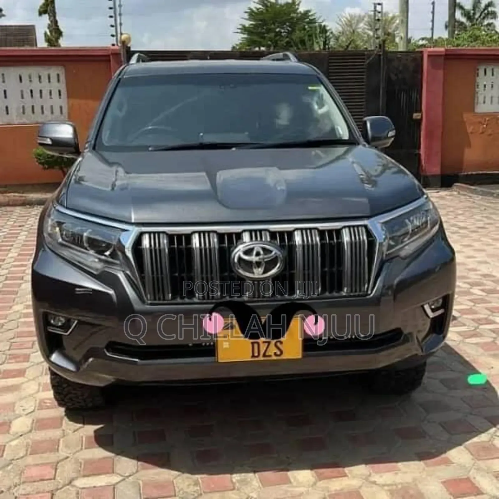 Toyota Land Cruiser Prado 2012 Gray