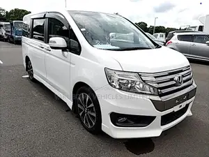 Photo - Honda Stepwgn 2013 Pearl
