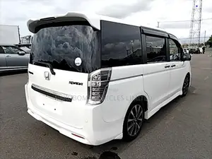 Honda Stepwgn 2013 Pearl