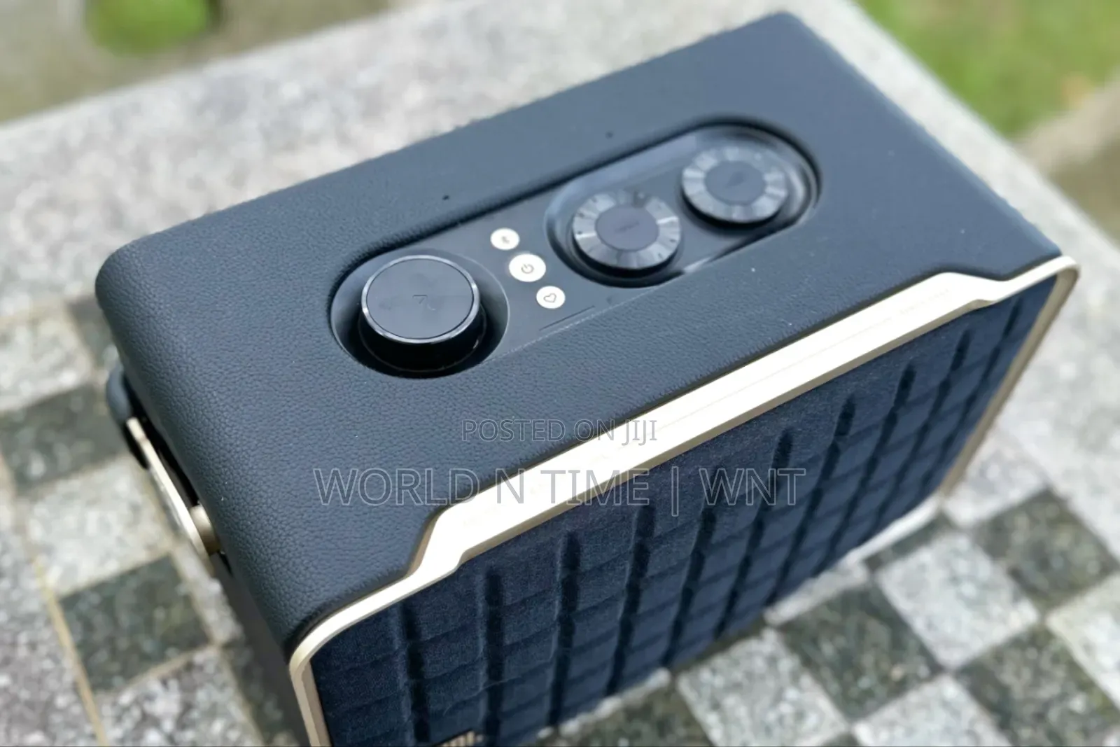 JBL Authentics 300 Wireless Bluetooth/Wifi Built in Battery