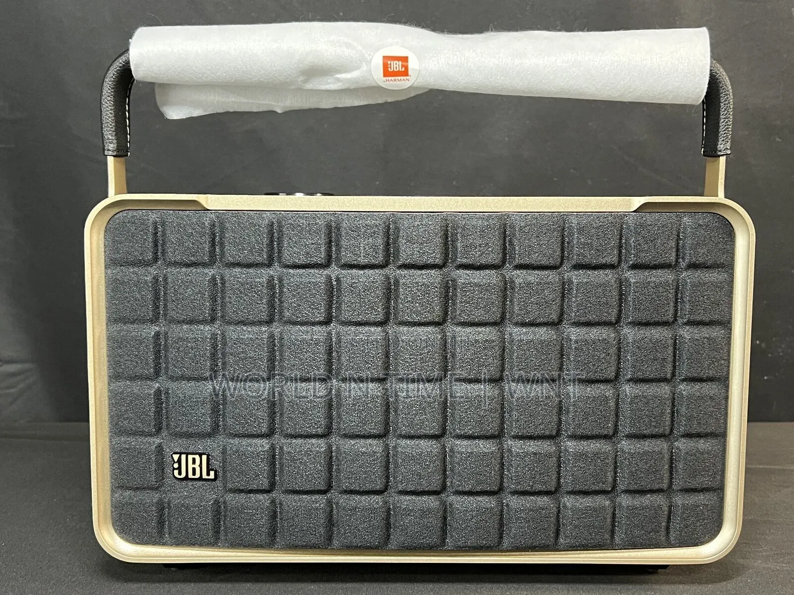 JBL Authentics 300 Wireless Bluetooth/Wifi Built in Battery