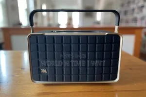 JBL Authentics 300 Wireless Bluetooth/Wifi Built in Battery