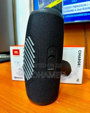 JBL Charge 5