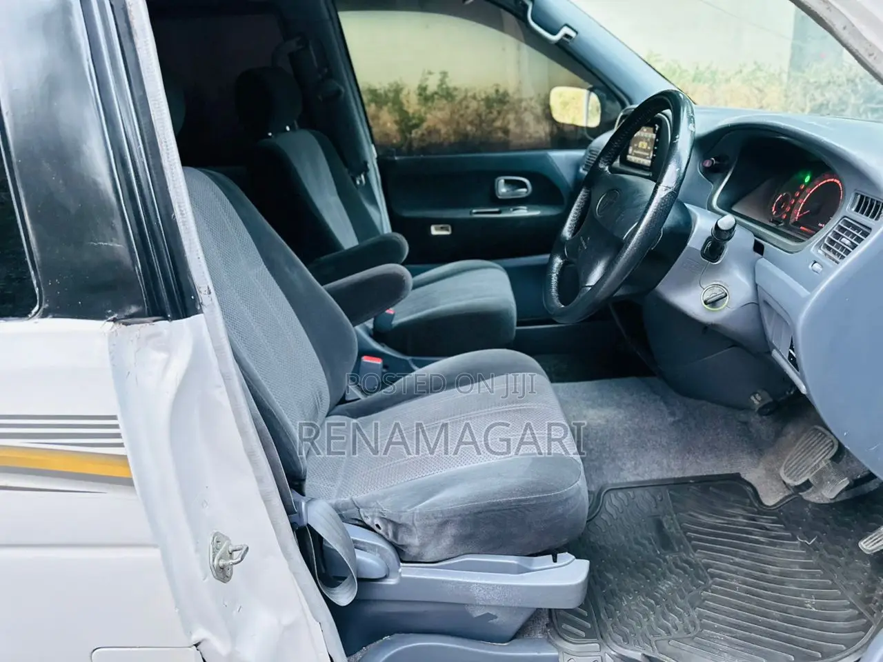 Toyota Noah 2006 White