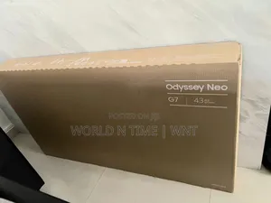 Samsung 
43" Odyssey Neo G7 UHD 144hz Smart Gaming Monitor